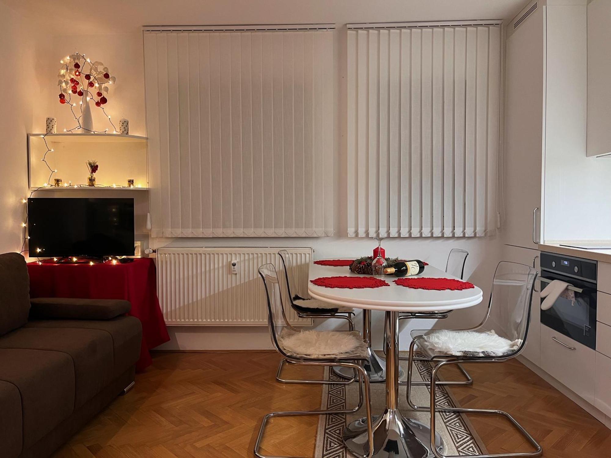 Apartman La Casa 77A Любляна Екстер'єр фото
